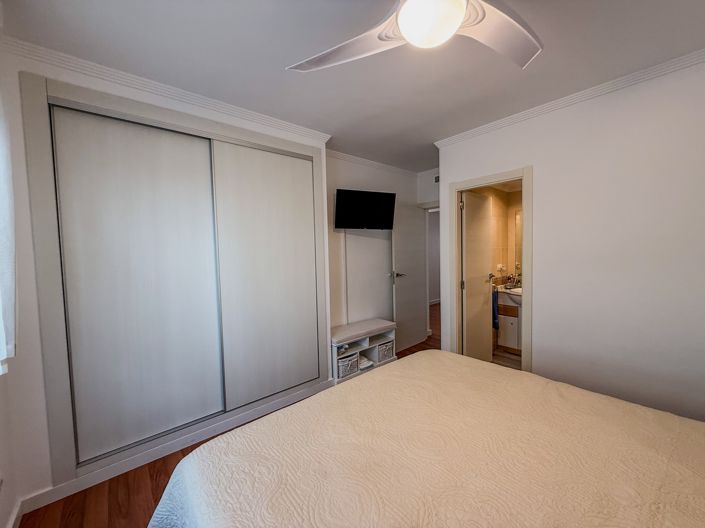 Image No.8-2 Bed Property for sale