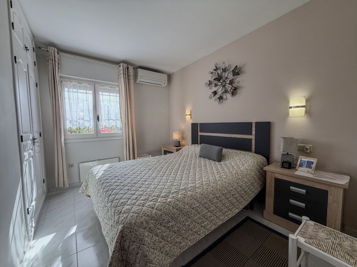 Image No.10-3 Bed Villa for sale