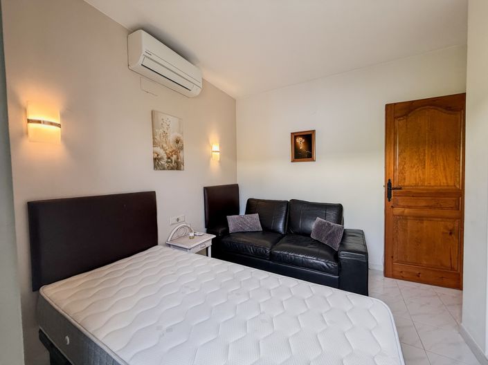 Image No.15-3 Bed Villa for sale