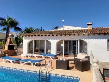 4 Bed Villa for sale