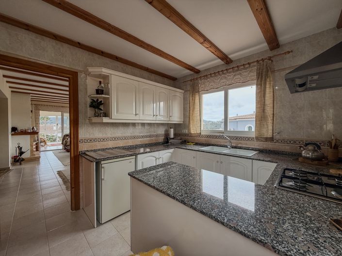 Image No.17-3 Bed Villa for sale