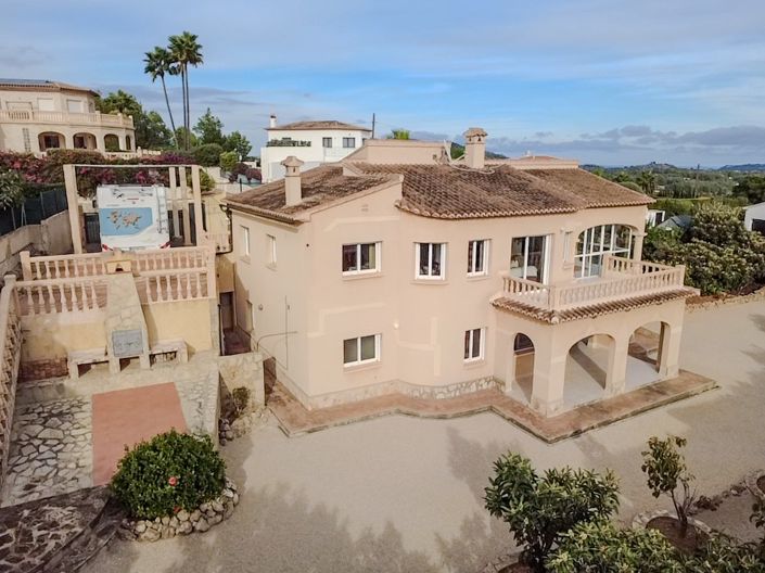 Image No.2-3 Bed Villa for sale