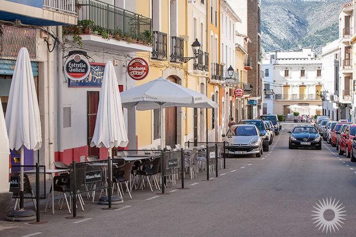 Image No.20-2 Bed Townhouse for sale