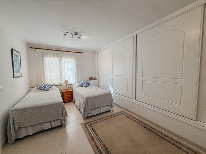 Image No.24-4 Bed Villa for sale