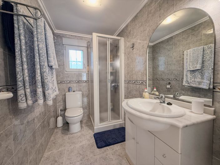 Image No.26-4 Bed Villa for sale