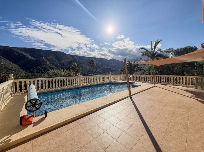 Image No.28-4 Bed Villa for sale