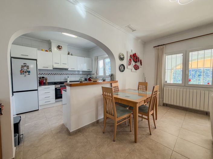 Image No.9-4 Bed Villa for sale