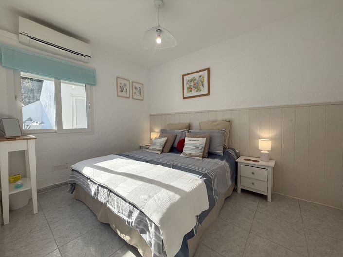 Image No.2-1 Bed Property for sale