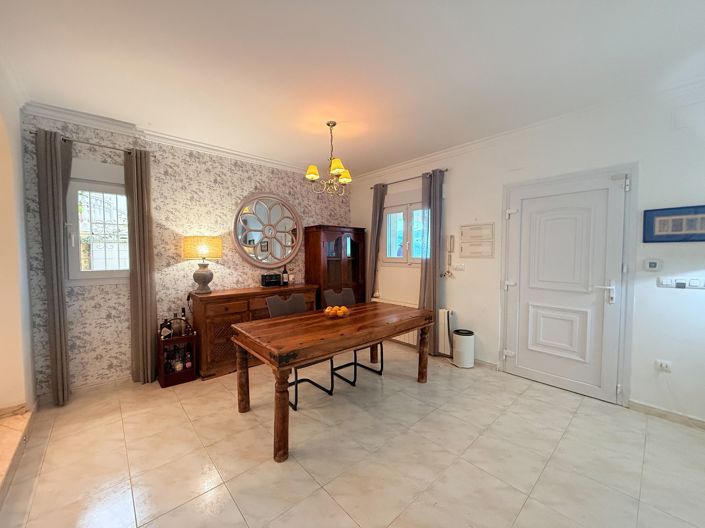 Image No.11-4 Bed Villa for sale