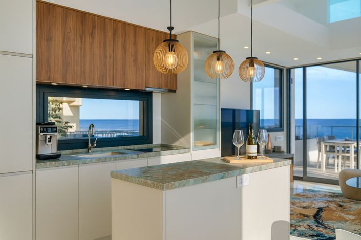 Image No.12-3 Bed Property for sale