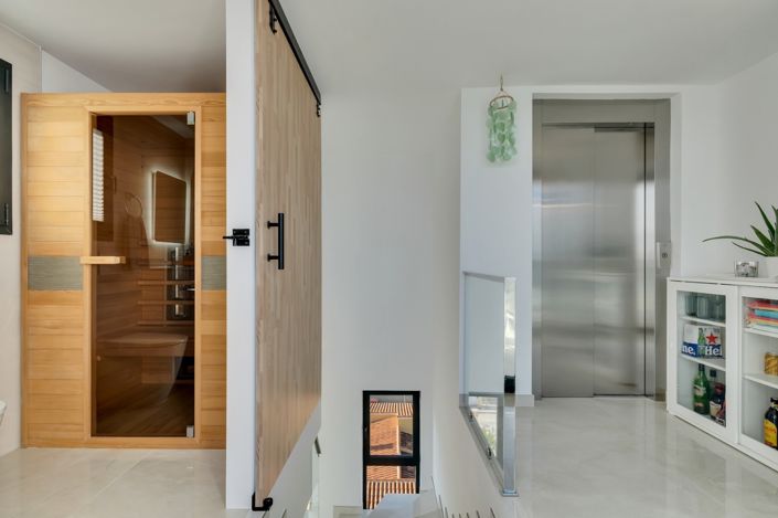 Image No.17-3 Bed Property for sale