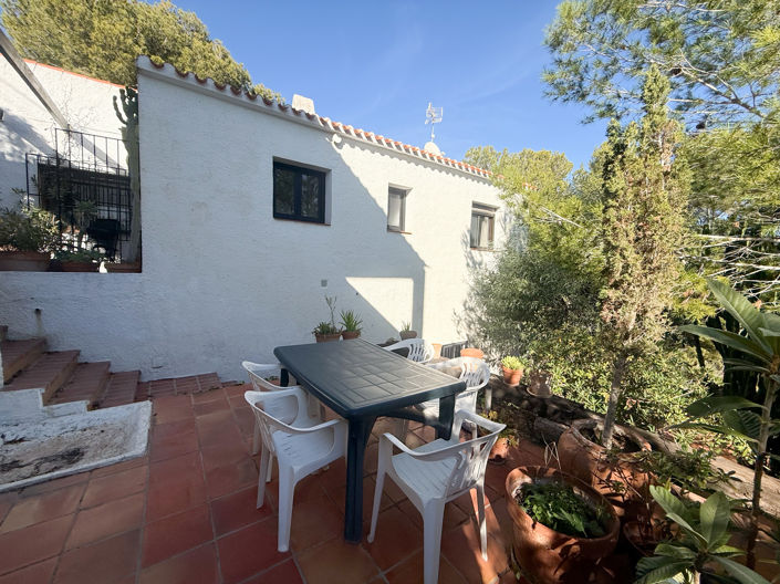 Image No.16-2 Bed Villa for sale