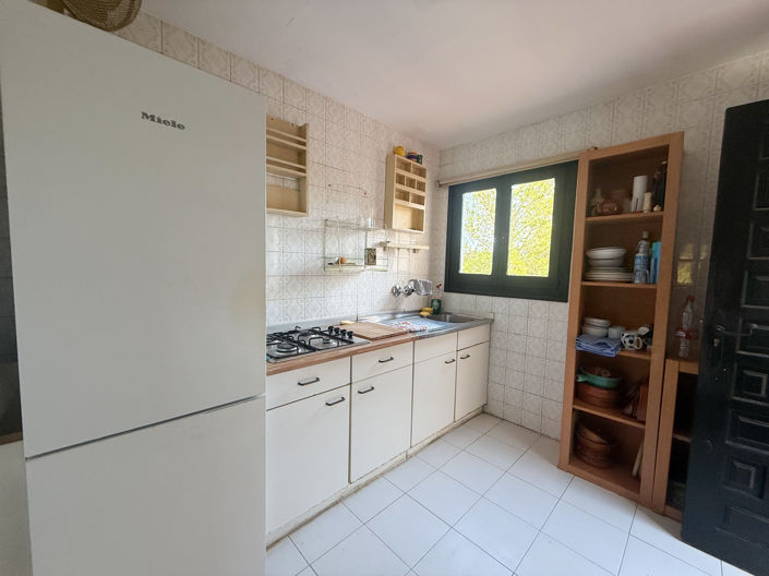 Image No.8-2 Bed Villa for sale