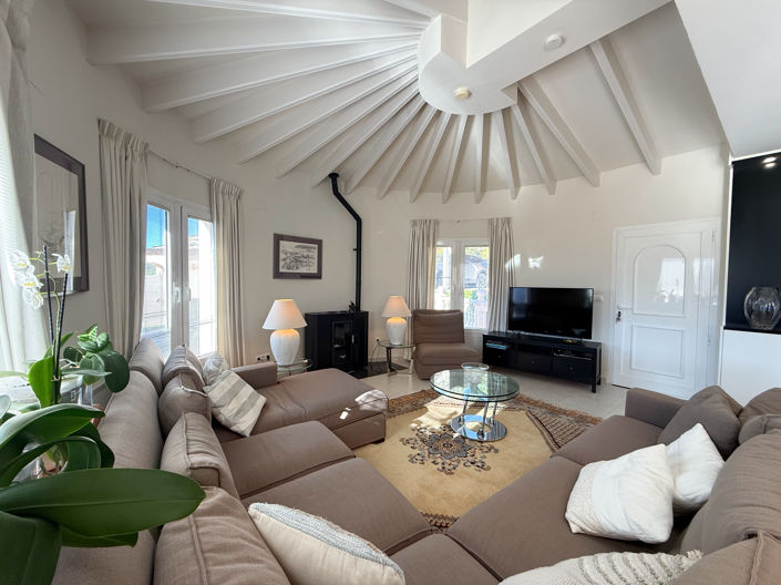 Image No.6-5 Bed Villa for sale