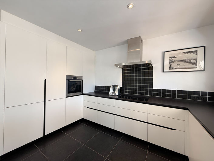 Image No.8-5 Bed Villa for sale