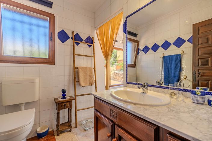 Image No.27-3 Bed Villa for sale