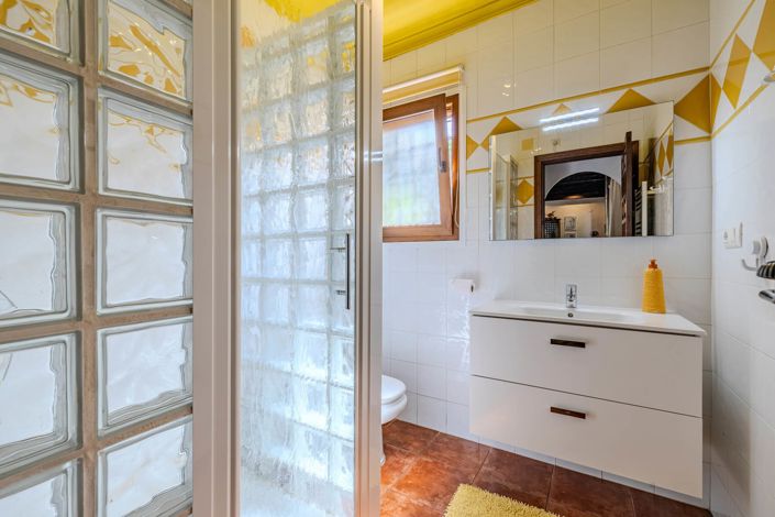 Image No.29-3 Bed Villa for sale