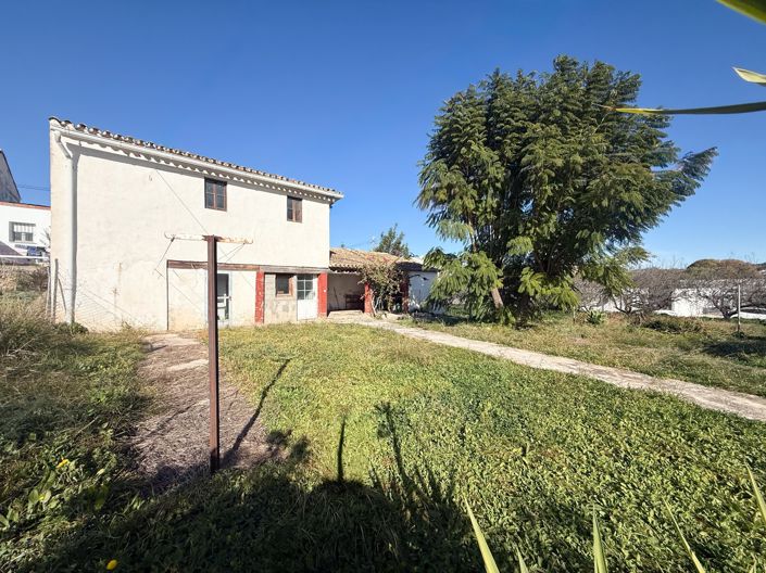 Image No.2-5 Bed Villa for sale