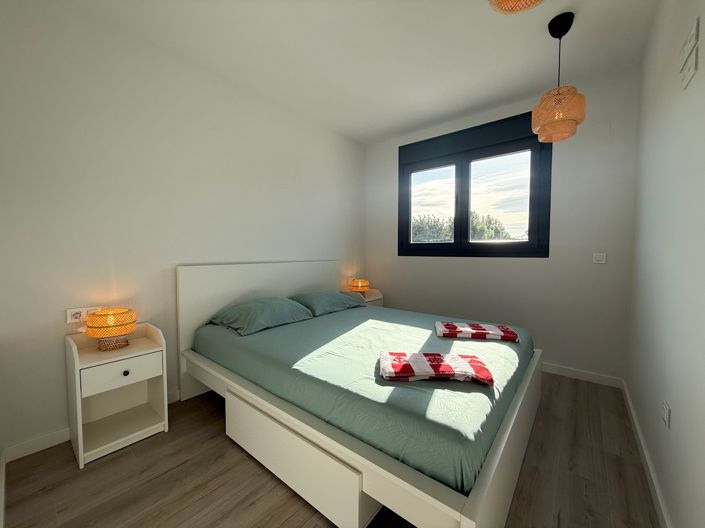 Image No.16-3 Bed Townhouse for sale