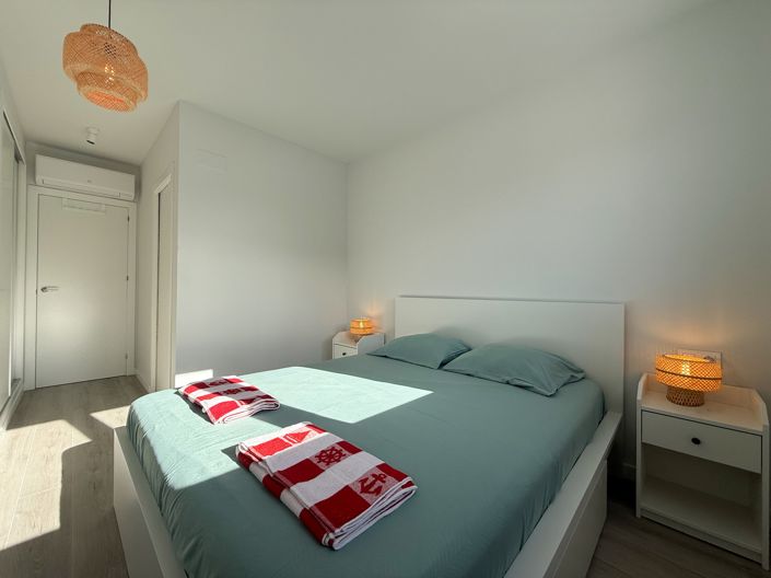 Image No.17-3 Bed Townhouse for sale