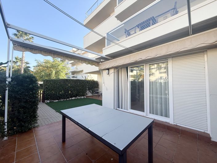 Image No.16-2 Bed Property for sale