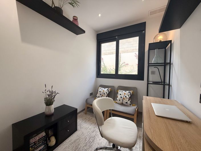 Image No.18-5 Bed Villa for sale