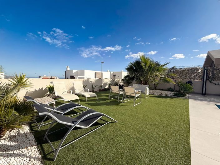 Image No.25-5 Bed Villa for sale