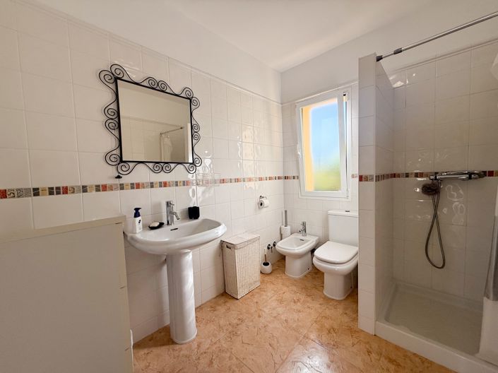 Image No.16-3 Bed Villa for sale