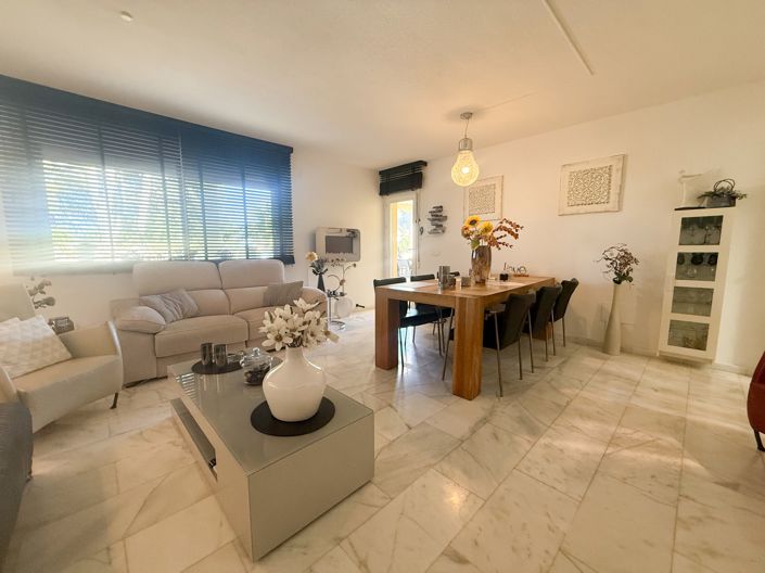 Image No.19-3 Bed Villa for sale