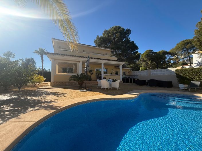 Image No.2-Villa de 3 chambres à vendre à La Nucía