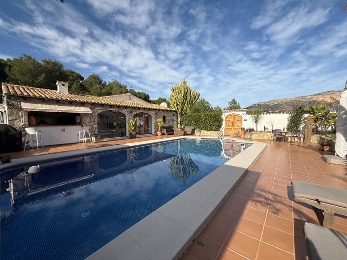 Image No.36-3 Bed Villa for sale