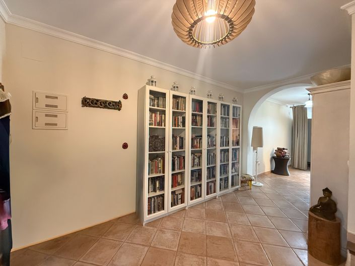 Image No.5-2 Bed Townhouse for sale