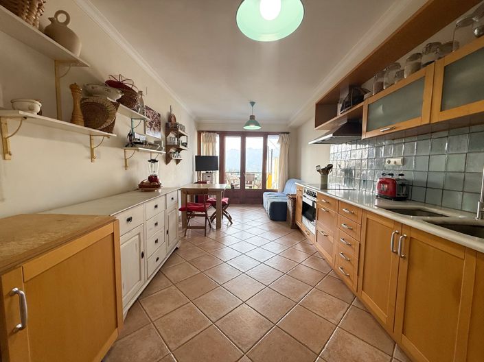 Image No.6-2 Bed Townhouse for sale