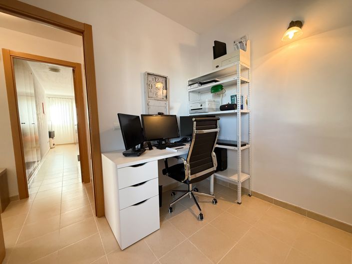 Image No.13-2 Bed Property for sale