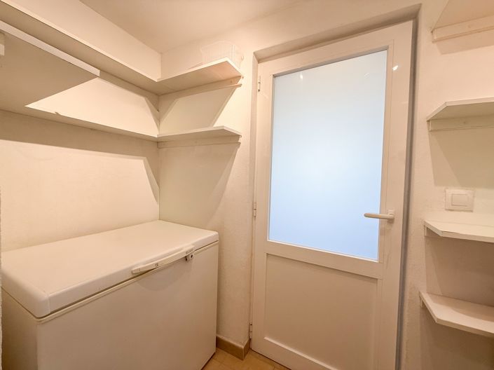 Image No.22-3 Bed Townhouse for sale