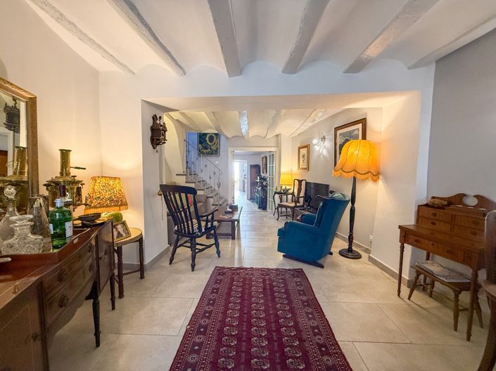 Image No.17-3 Bed Townhouse for sale