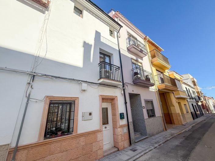 Image No.2-Maison de ville de 3 chambres à vendre à Pego