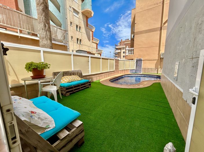 Image No.3-6 Bed Townhouse for sale