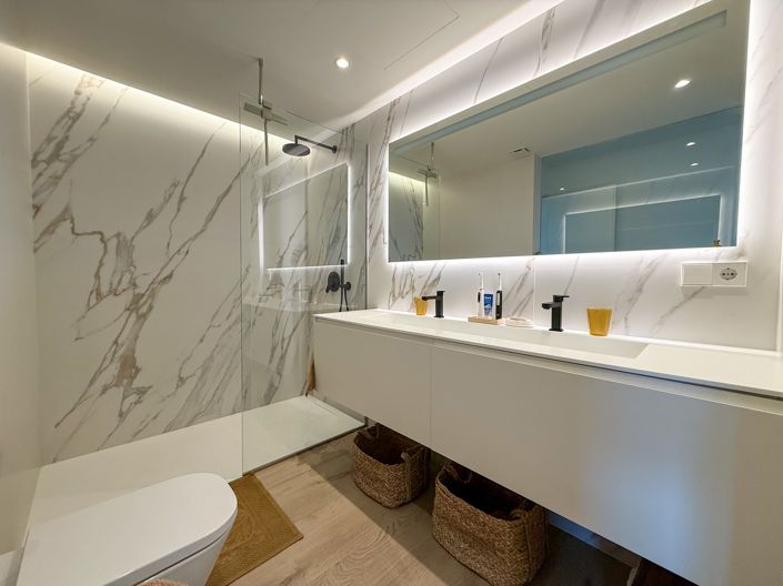 Image No.14-3 Bed Apartment for sale