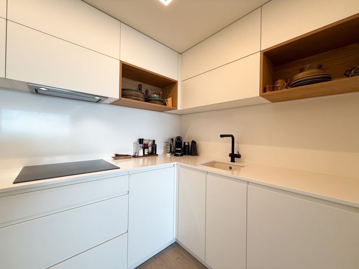 Image No.8-3 Bed Apartment for sale