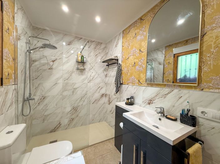 Image No.9-3 Bed Villa for sale