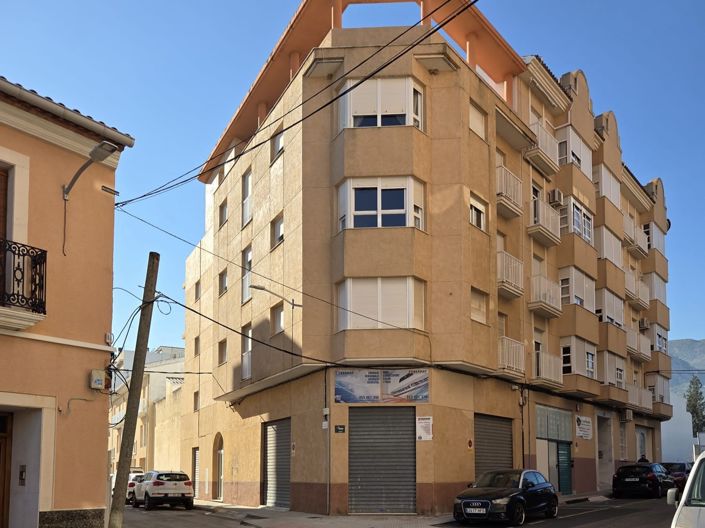 Image No.12-2 Bed Apartment for sale