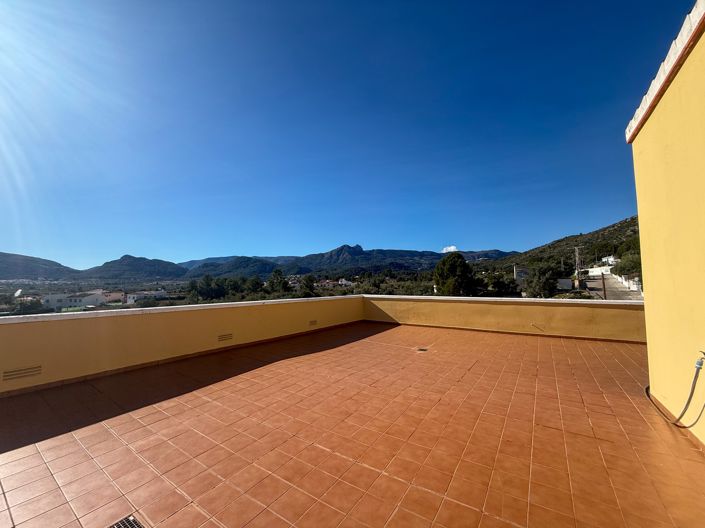 Image No.16-2 Bed Apartment for sale