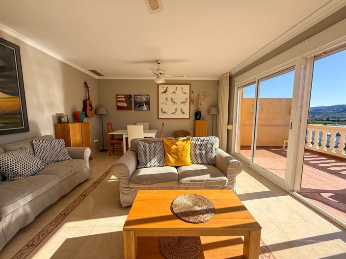 Image No.4-2 Bed Apartment for sale