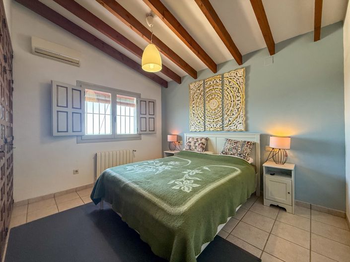 Image No.11-3 Bed Villa for sale