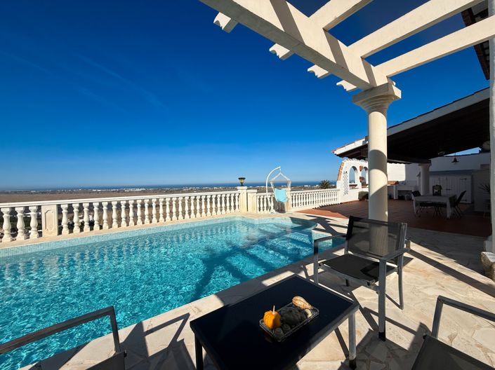 Image No.23-3 Bed Villa for sale