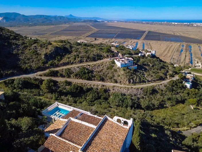 Image No.4-3 Bed Villa for sale