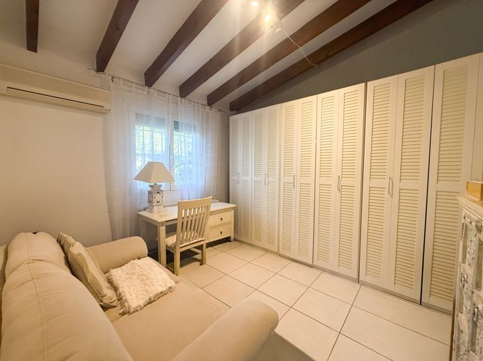 Image No.13-4 Bed Villa for sale