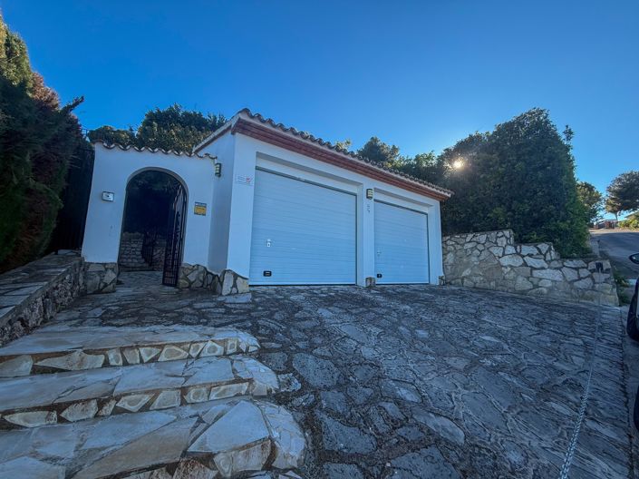 Image No.27-4 Bed Villa for sale