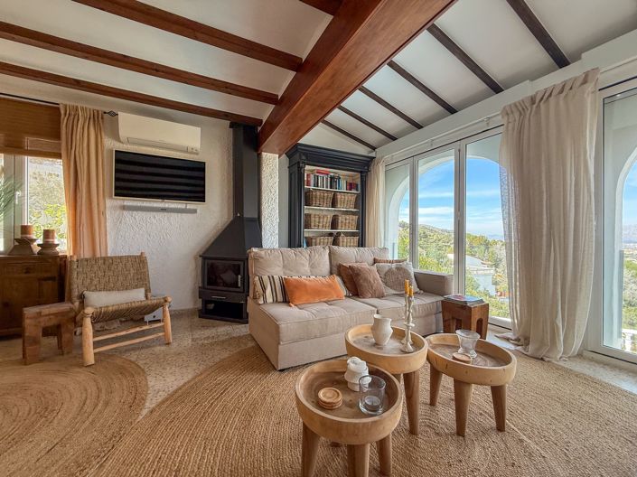 Image No.10-3 Bed Villa for sale